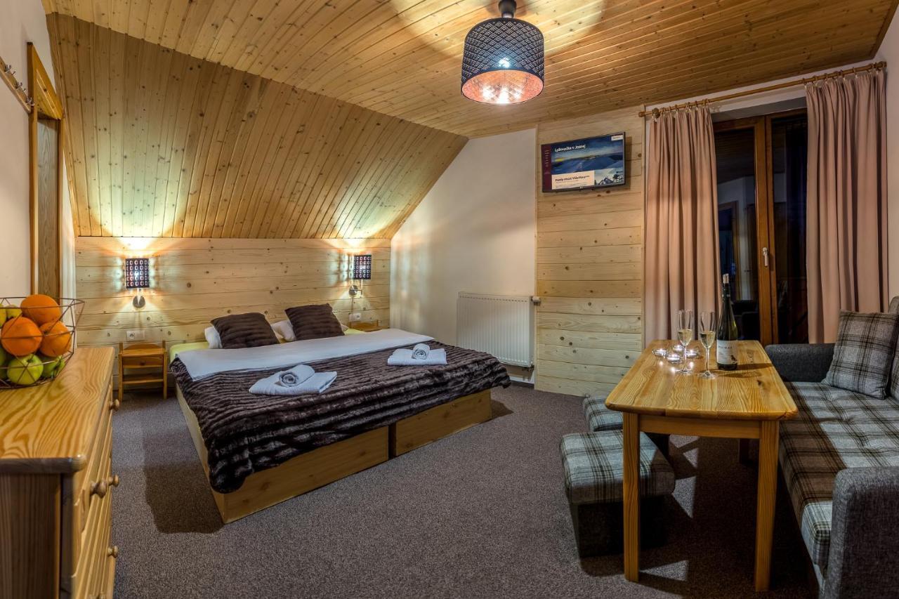 Apartmany A Studia Villa Flora Liptovská Sielnica Екстериор снимка