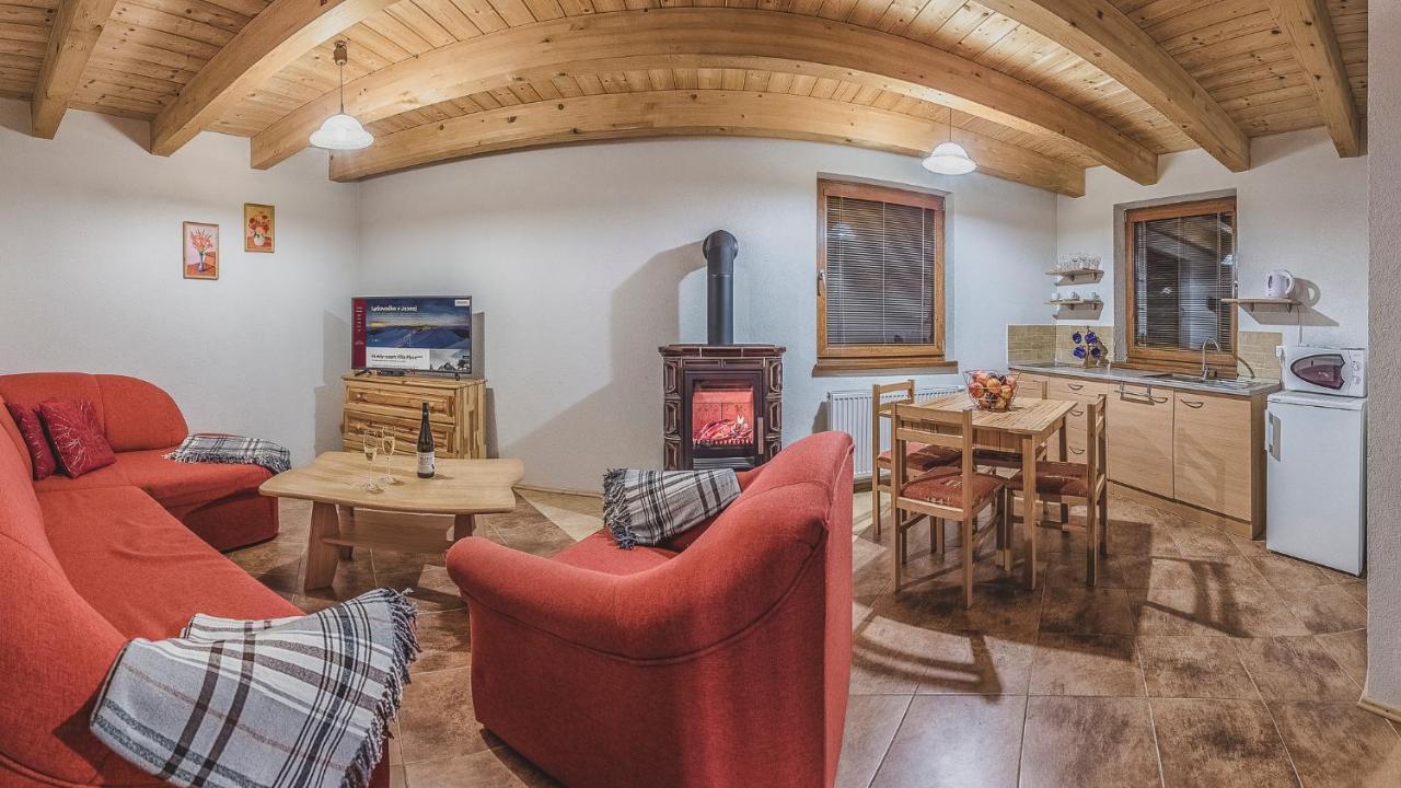 Apartmany A Studia Villa Flora Liptovská Sielnica Екстериор снимка