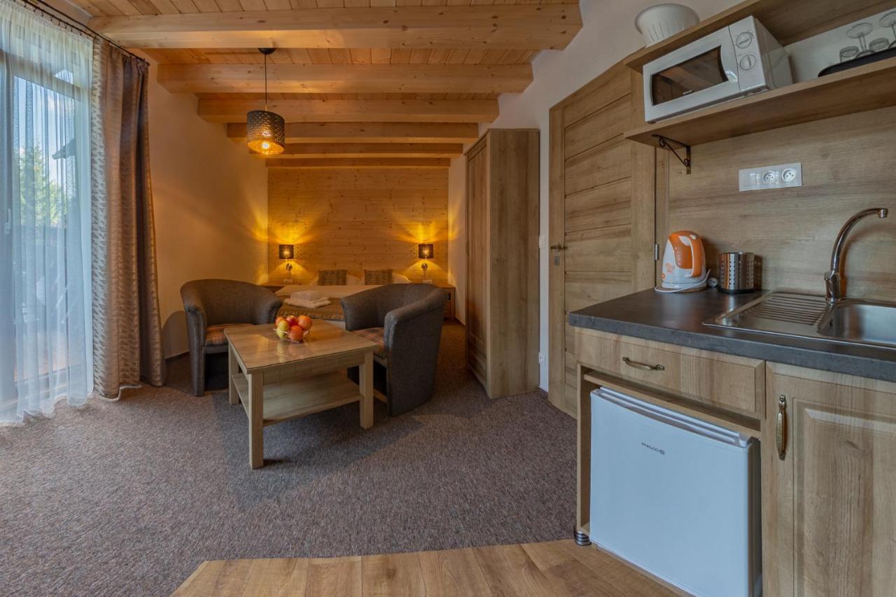 Apartmany A Studia Villa Flora Liptovská Sielnica Екстериор снимка