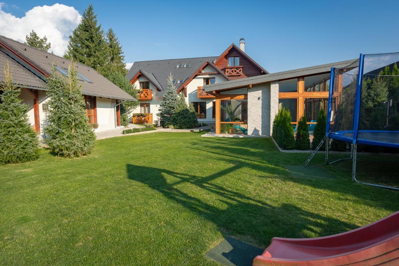 Apartmany A Studia Villa Flora Liptovská Sielnica Екстериор снимка